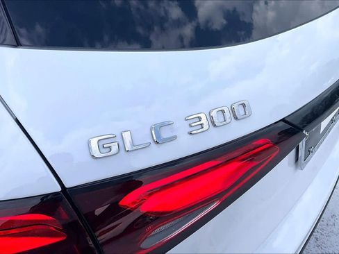 Used 2026 Mercedes-Benz GLC 300 4MATIC image 31