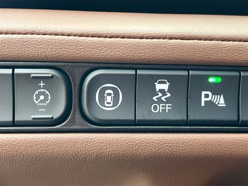 Used 2024 Acura MDX FWD w/ Technology Package image 10