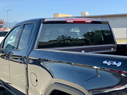 New 2026 GMC Sierra 1500 Elevation image 16