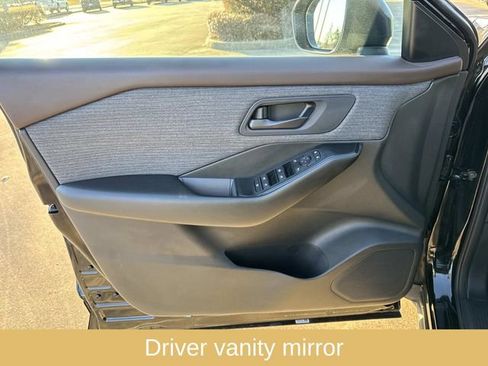 Used 2023 Nissan Rogue S image 24