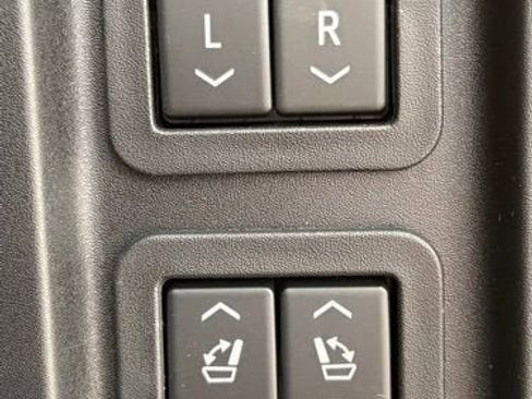 New 2026 Buick Enclave Sport Touring w/ Super Cruise Package image 12