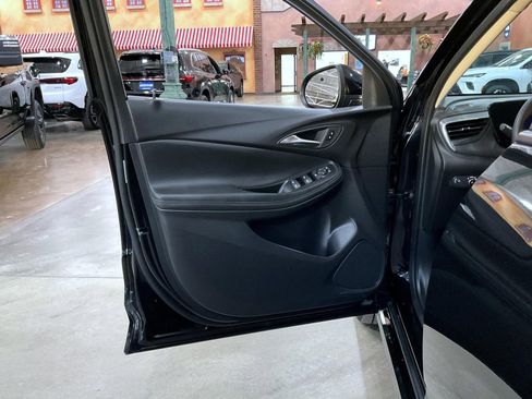 Certified 2024 Buick Encore GX Sport Touring image 9
