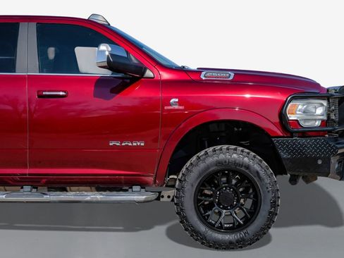 Used 2019 RAM 2500 Laramie image 8