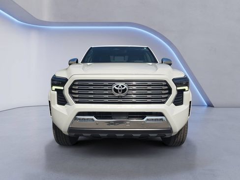 Used 2024 Toyota Tacoma Limited w/ Limited Package (LT) AWD/4WD image 9