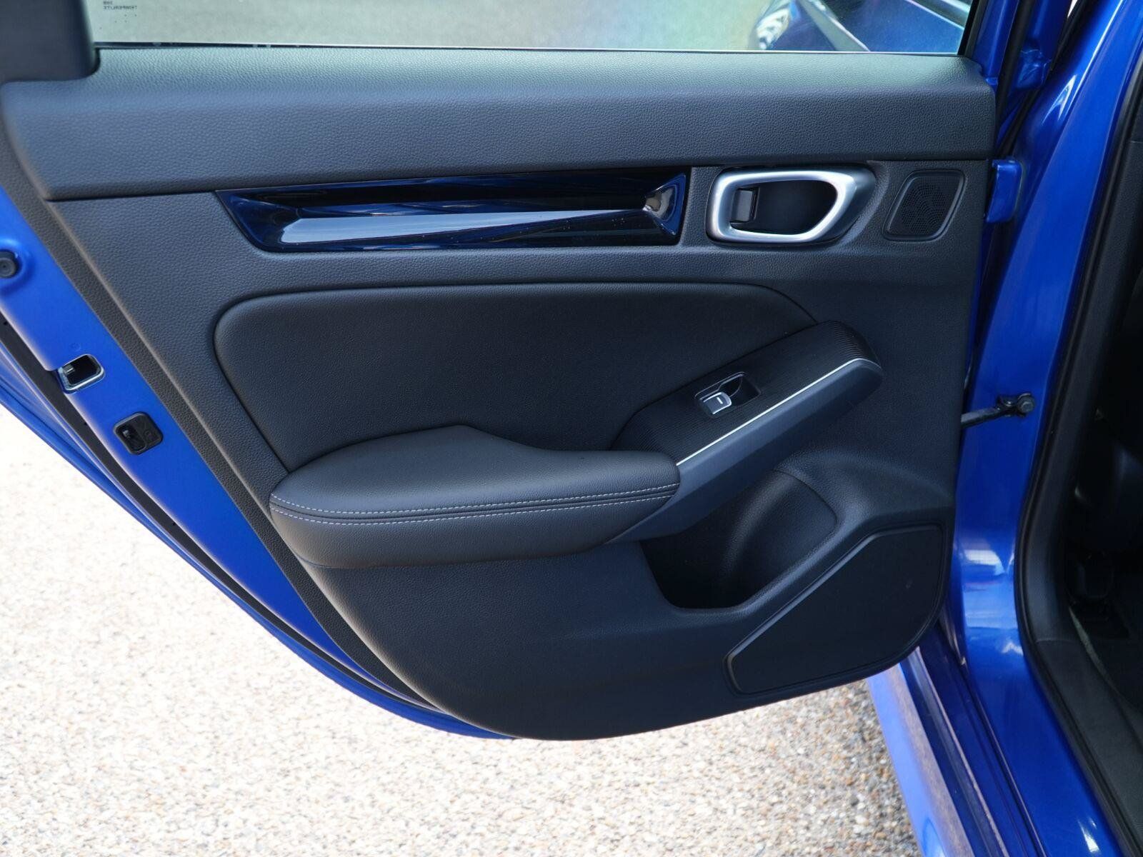 Used 2023 Honda Civic Touring image 18