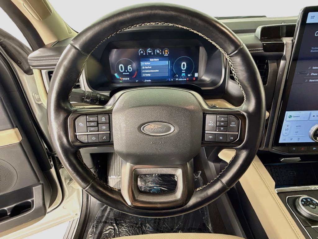 Used 2023 Ford Expedition Platinum AWD/4WD image 13