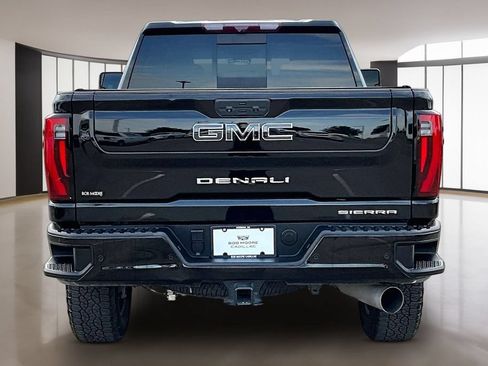 Used 2024 GMC Sierra 2500 Denali Ultimate w/ Max Trailering Package AWD/4WD image 4