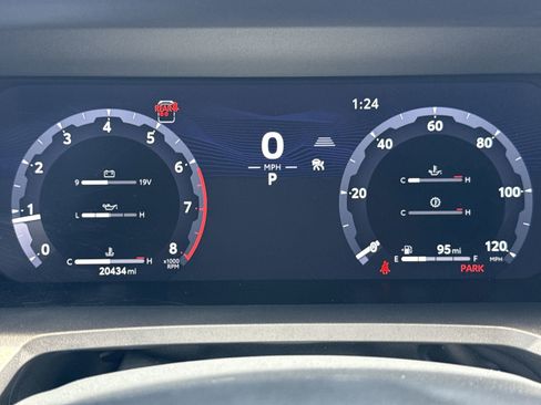 Certified 2025 Toyota 4Runner TRD Off-Road Premium AWD/4WD image 10