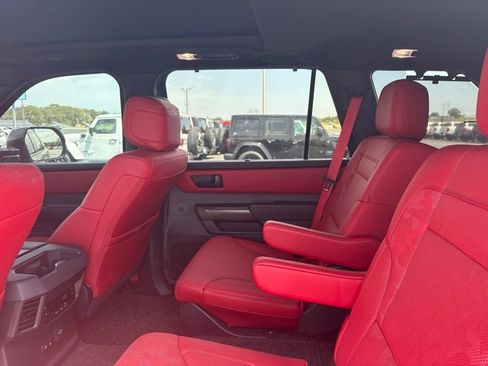 Used 2024 Toyota Sequoia TRD Pro AWD/4WD image 13