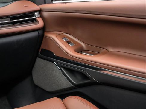 New 2026 Lincoln Navigator Reserve AWD/4WD image 32