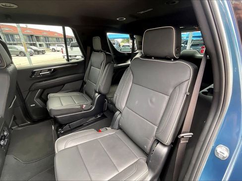 Used 2025 Chevrolet Tahoe Premier RWD image 20