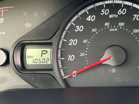 Used 2014 Toyota Sienna L FWD image 25