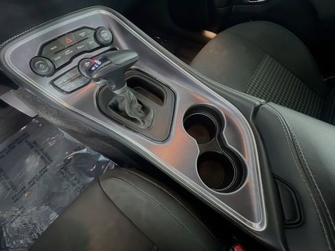 Used 2018 Dodge Challenger R/T image 25