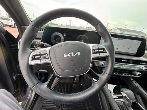 Used 2025 Kia Telluride SX Prestige X-Pro AWD/4WD image 17