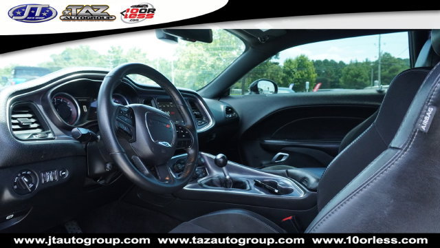 Used 2018 Dodge Challenger R/T Scat Pack RWD image 11