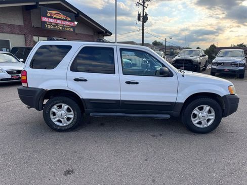 Used 2003 Ford Escape XLT image 9