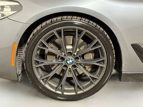 Used 2018 BMW 530i image 31