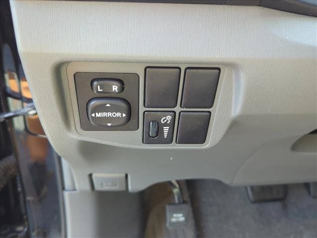 Used 2010 Toyota Prius Three FWD image 11