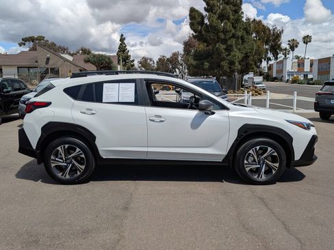 Certified 2024 Subaru Crosstrek 2.0i Premium image 5