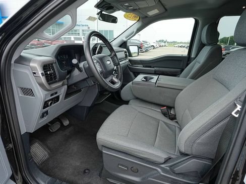 Used 2025 Ford F150 XLT w/ Equipment Group 301A Standard AWD/4WD image 16