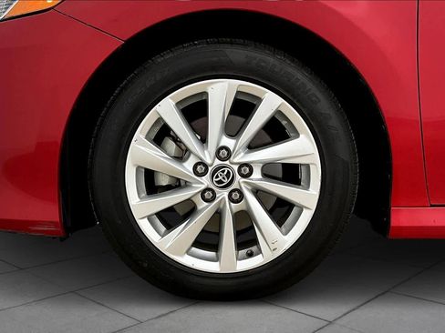 Used 2024 Toyota Camry LE image 11
