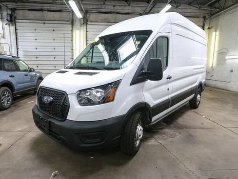Used 2024 Ford Transit 250 148 High Roof AWD image 5