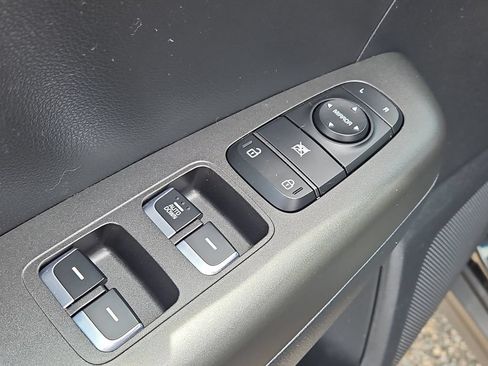 Used 2018 Kia Sportage LX AWD/4WD image 20