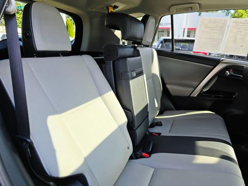 Used 2018 Toyota RAV4 Limited w/ Carpet Mat Package AWD/4WD image 14