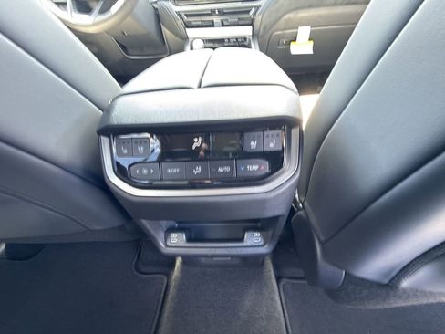 New 2026 Lexus TX 500h AWD image 18