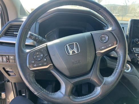 Used 2023 Honda Odyssey EX-L image 16
