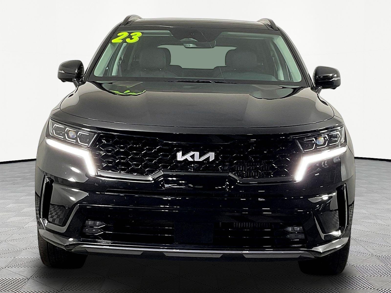 Used 2023 Kia Sorento SX AWD/4WD image 2