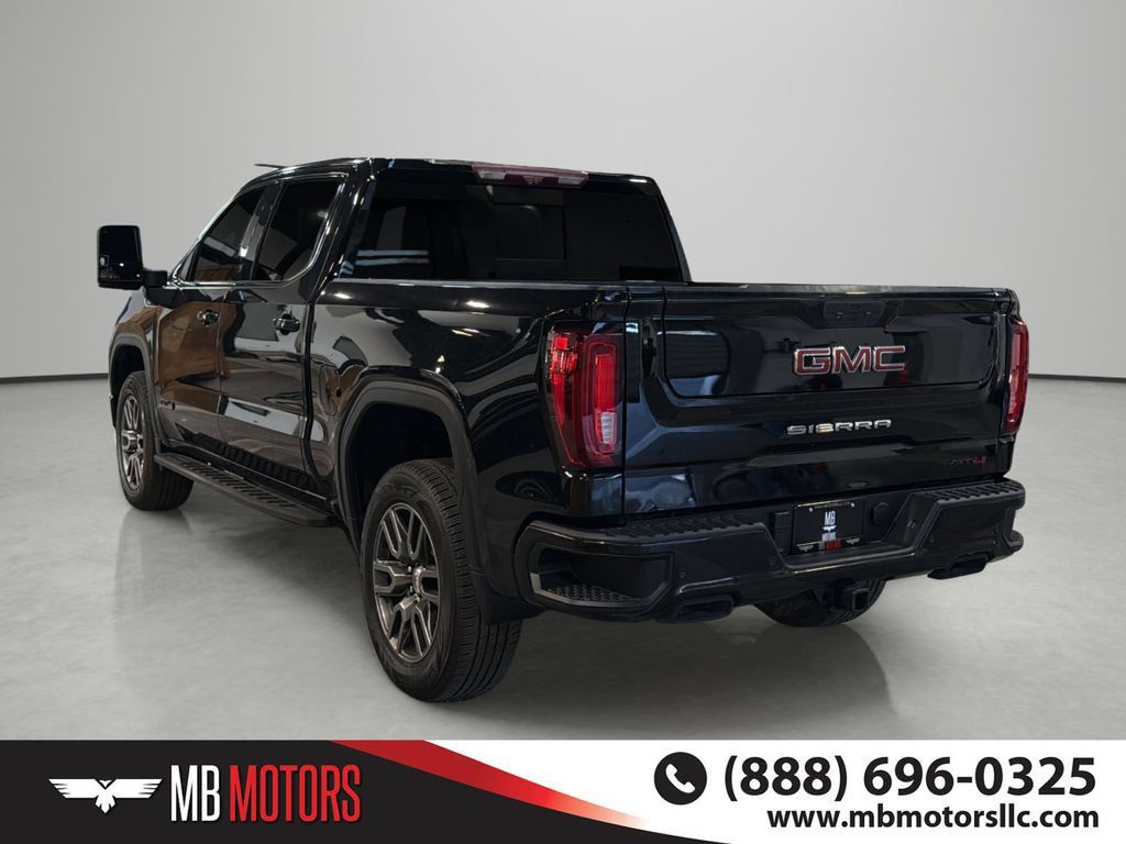 Used 2021 GMC Sierra 1500 AT4 w/ AT4 Carbonpro Edition AWD/4WD image 3