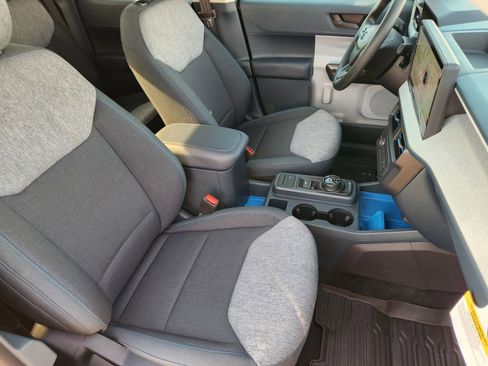 New 2025 Ford Maverick XLT image 11