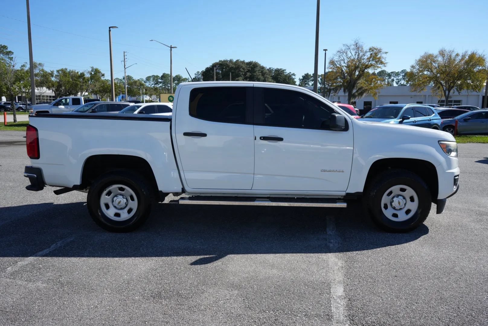 Used 2019 Chevrolet Colorado W/T RWD image 6
