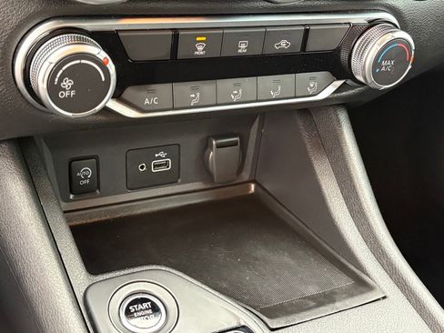 Certified 2024 Nissan Sentra S image 20