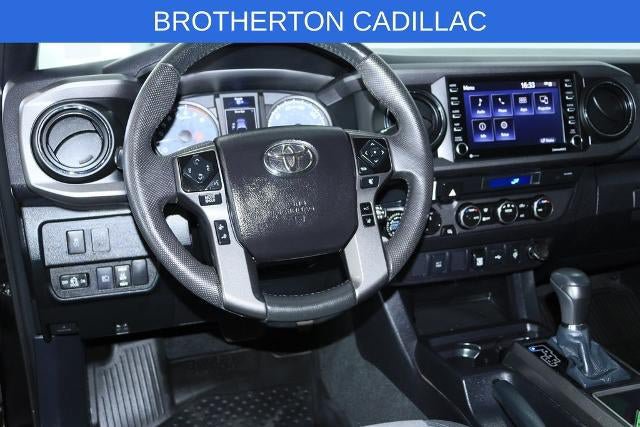 Used 2021 Toyota Tacoma TRD Off-Road AWD/4WD image 19