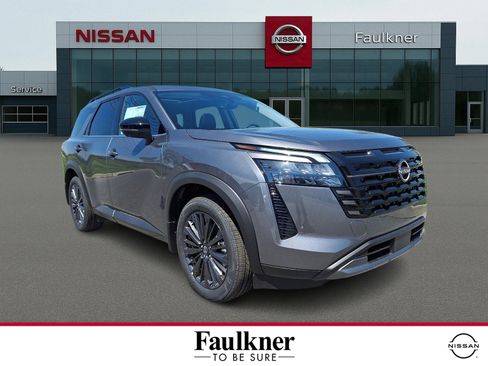 New 2026 Nissan Pathfinder SL AWD/4WD image 1