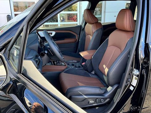 New 2025 Subaru Forester Touring image 9