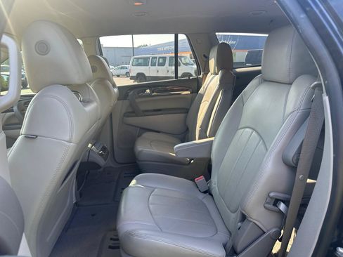 Used 2015 Buick Enclave Leather FWD image 17