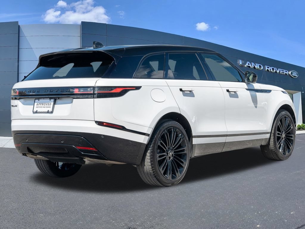 Used 2025 Land Rover Range Rover Velar Dynamic HSE AWD/4WD image 4