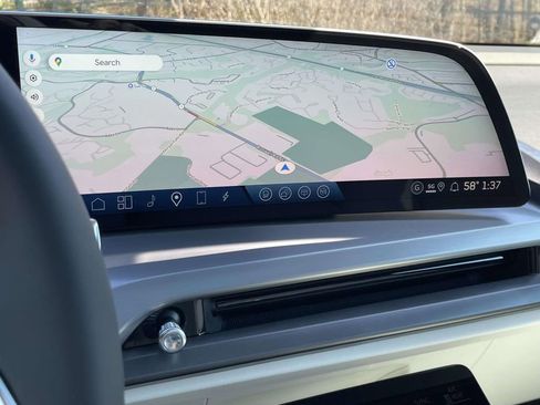 New 2026 Cadillac Vistiq Sport w/ LPO, Floor Liner Package image 27