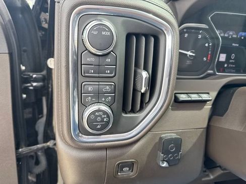Used 2023 GMC Sierra 2500 Denali w/ Denali Black Diamond Edition AWD/4WD image 31