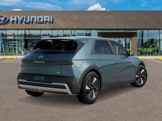 New 2026 Hyundai Ioniq 5 SEL AWD/4WD video 4