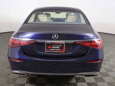 Used 2022 Mercedes-Benz S 500 4MATIC w/ 3D Technology Package image 17