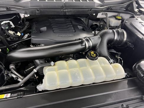 Used 2021 Ford F150 Limited image 36