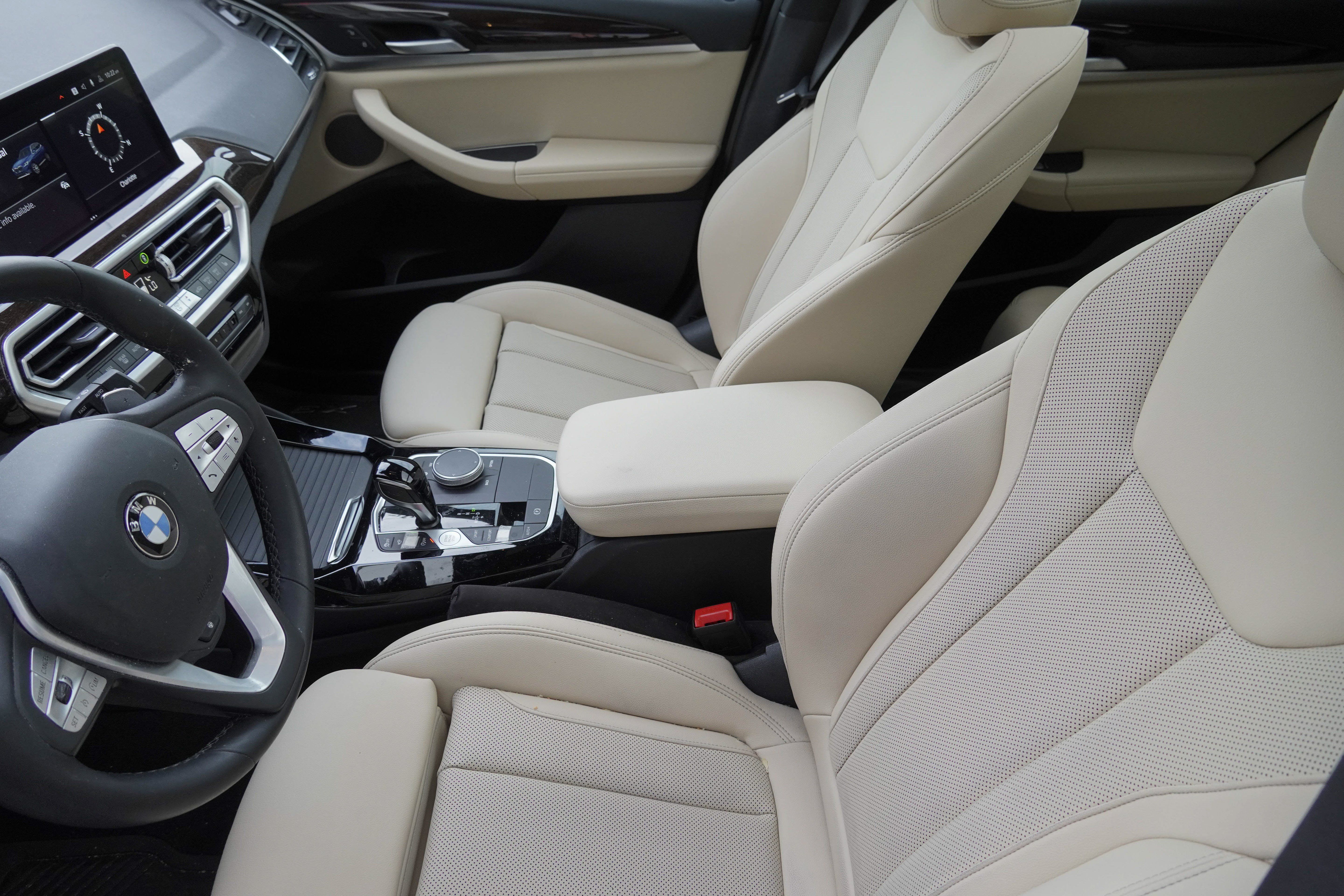 Certified 2024 BMW X3 sDrive30i w/ Premium Package RWD image 8