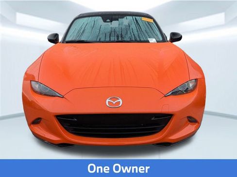 Used 2019 MAZDA MX-5 Miata 30th Anniversary image 2