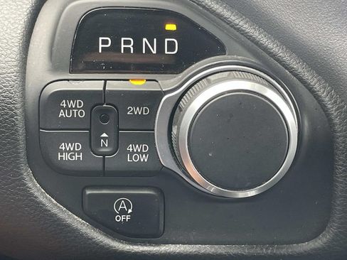 Used 2025 RAM 1500 Big Horn AWD/4WD image 18