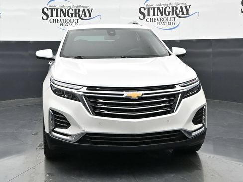 Used 2023 Chevrolet Equinox Premier FWD image 2