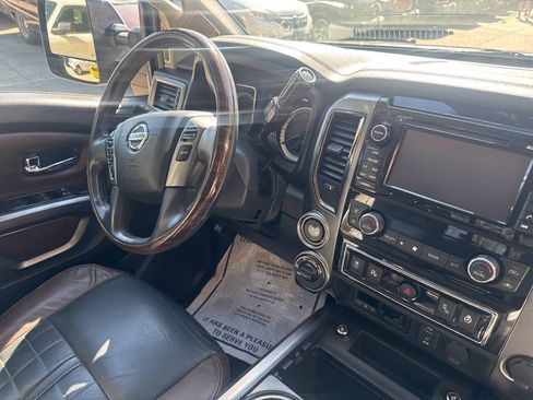 Used 2016 Nissan Titan Platinum Reserve AWD/4WD image 15